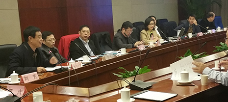 華能中天集團(tuán)董事長參加聯(lián)合國工業(yè)發(fā)展組織“環(huán)境與綠色循環(huán)經(jīng)濟(jì)”研討會(huì) 華能中天集團(tuán)董事長參加聯(lián)合國工業(yè)發(fā)展組織“環(huán)境與綠色循環(huán)經(jīng)濟(jì)”研討會(huì)