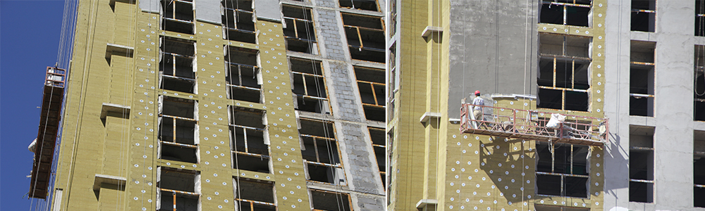 華能中天幕墻巖棉施工現(xiàn)場